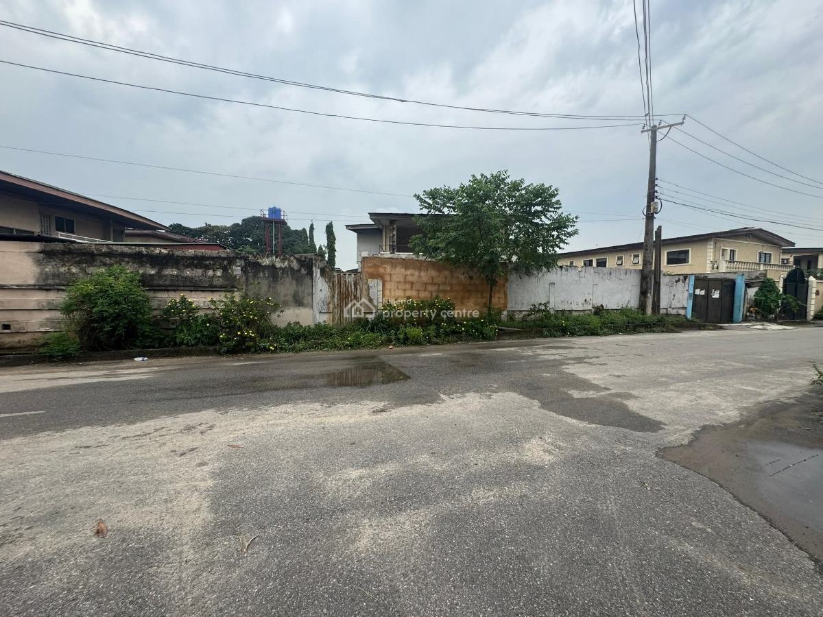 Land Measuring 1059sqm with a Demolishable Structure, Ilupeju Estate, Ilupeju, Lagos, Residential Land for Sale