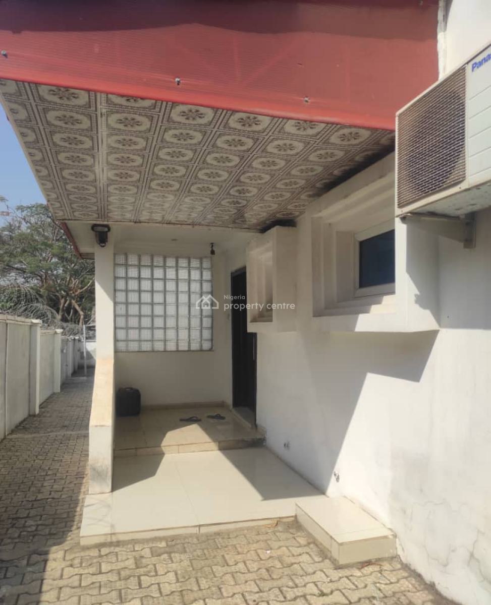 a Contemporary Built Standard  Duplex, Aso Garden Estate, Maitama District, Abuja, Detached Duplex for Sale