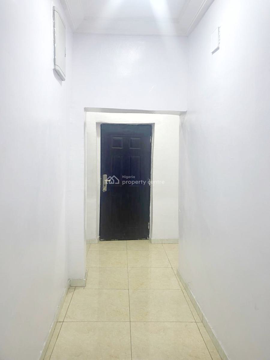 Luxury 3 Bedrooms Apartment in an Estate, Isheri, Magodo, Lagos, Flat / Apartment for Rent