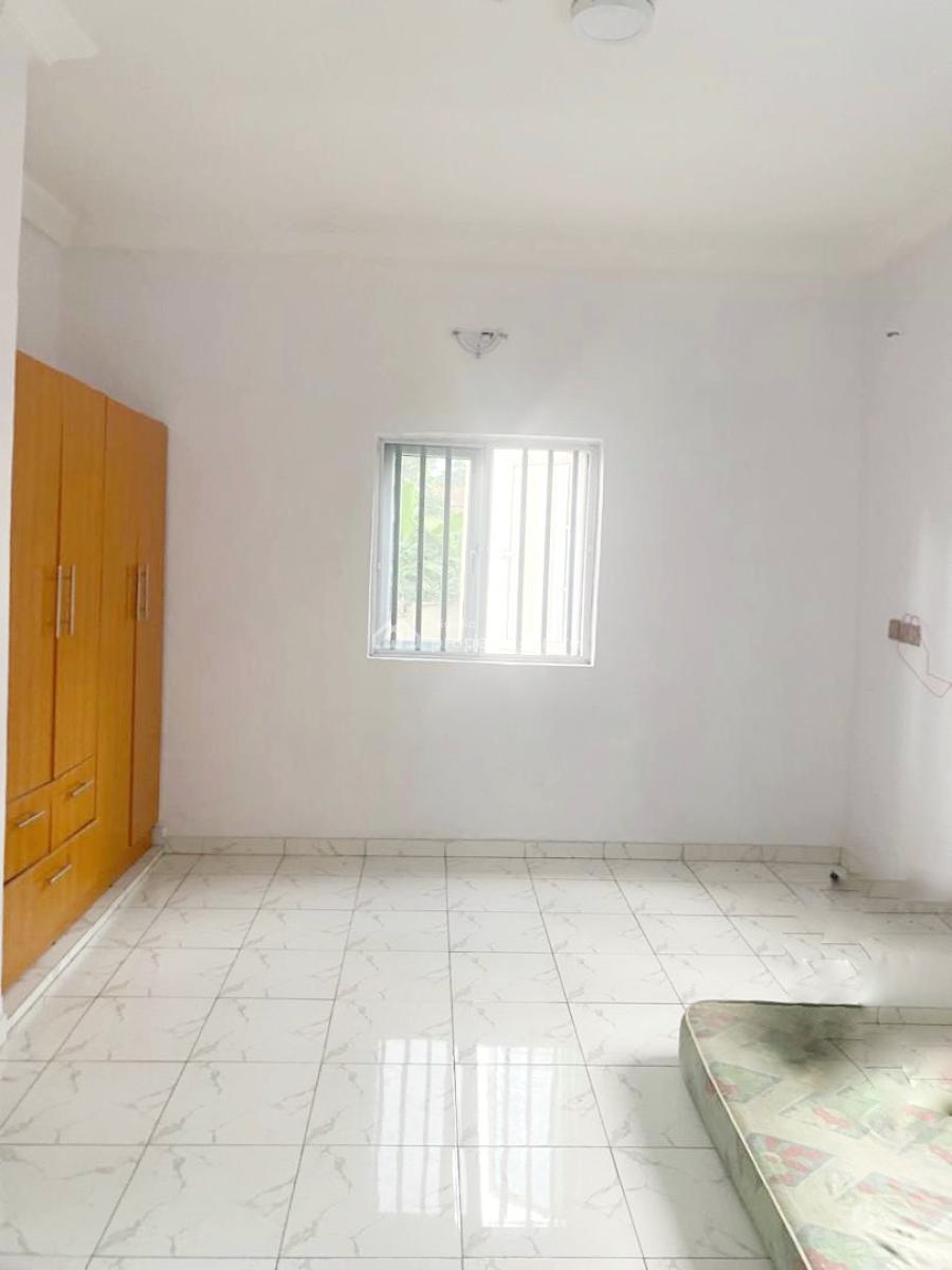 Luxury 3 Bedrooms Apartment in an Estate, Isheri, Magodo, Lagos, Flat / Apartment for Rent