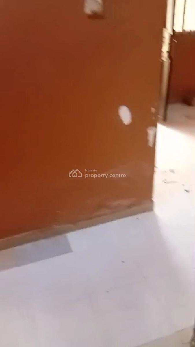 Sharp 3 Bedroom, Community Road, Ago Palace, Isolo, Lagos, Flat / Apartment for Rent
