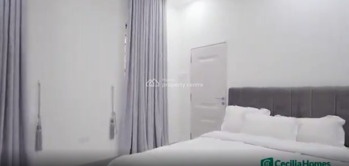 Nicely Furnished 5 Bedroom Apartment, Ikota, Lekki, Lagos, Flat / Apartment Short Let