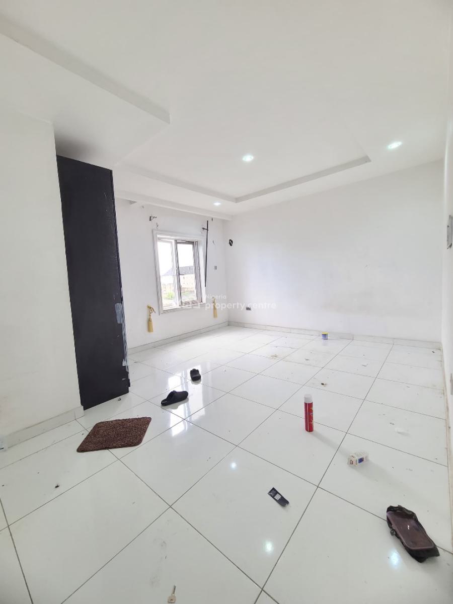 Clean and Spacious Semi_masters Bedroom in a Shared Apartment, Off Mobile Road, Ilaje, Ajah, Lagos, Self Contain (single Rooms) for Rent