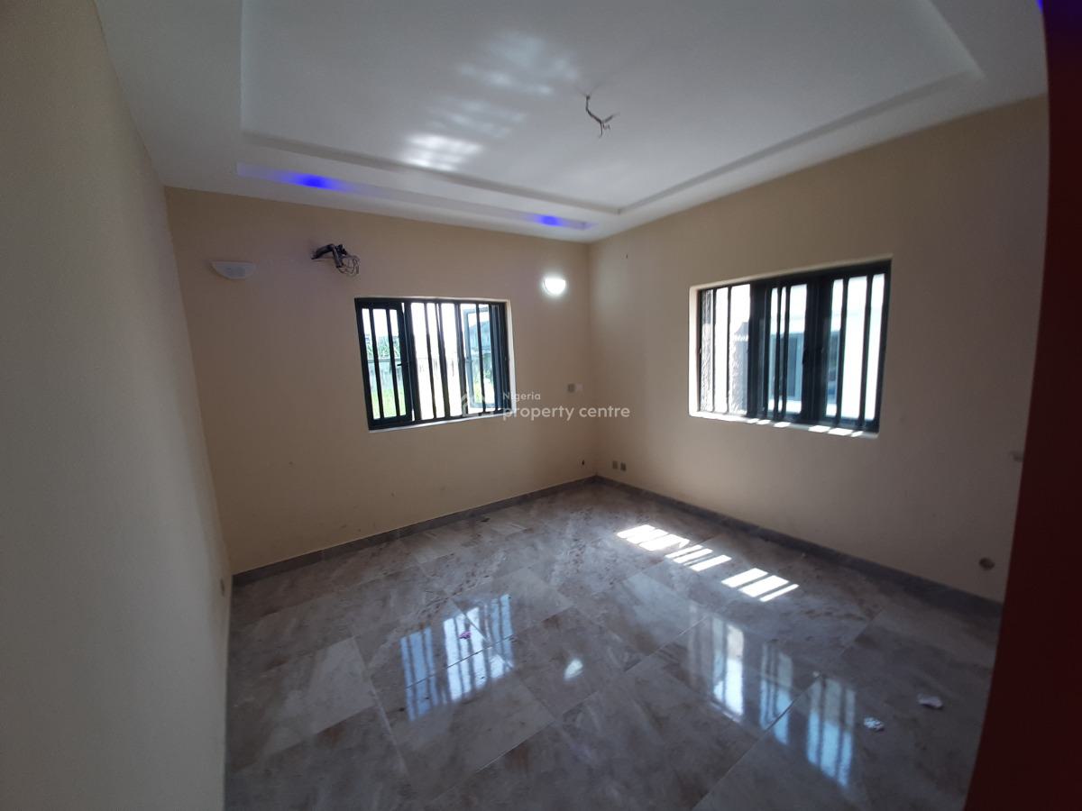 Its a Self-serviced, Come with Your Own Generator 2 Bedrooms Flat with, Ikate, Lekki, Lagos, Flat / Apartment for Rent
