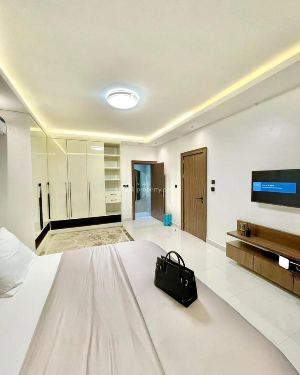 Luxury 3bedroom with Mini Guy & Treated Water, Wuse, Abuja, Flat / Apartment Short Let