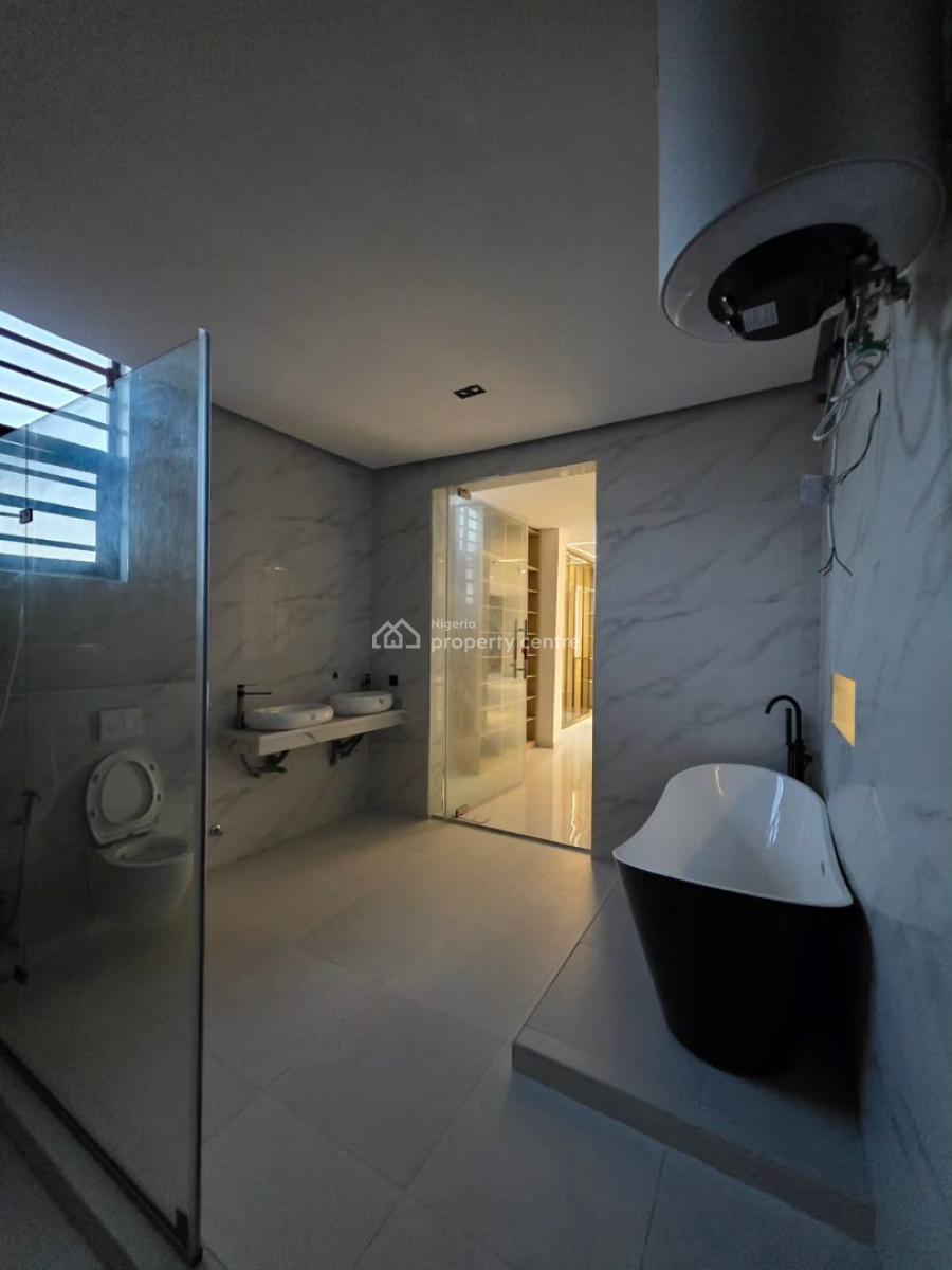 Exquisitely Deluxe 5 Bedroom Fully Detached Duplex with a Gym and Swim, Chevron, Lekki, Lagos, Detached Duplex for Sale