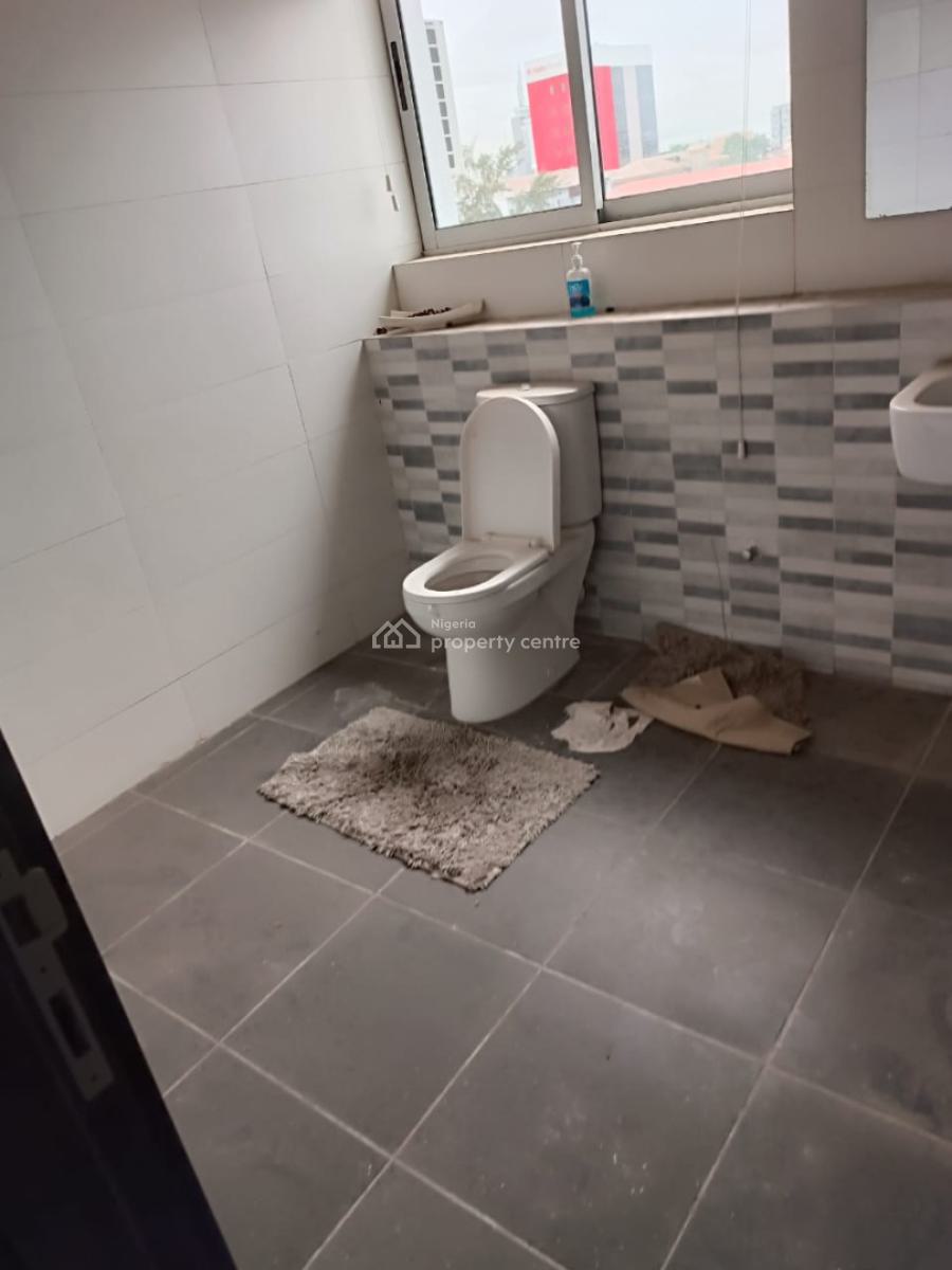 4-floor Commercial Office Property with Penthouse, Victoria Island (vi), Lagos, Office Space for Rent