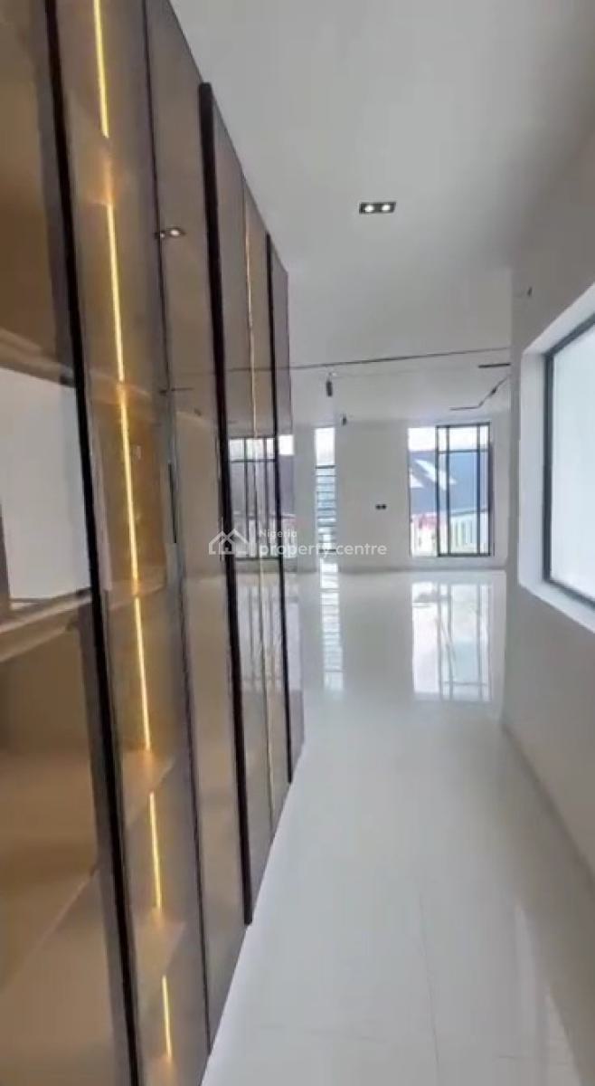 Luxury 5 Bedroom + Swimming Pool, Lekki, Lagos, Detached Duplex for Sale