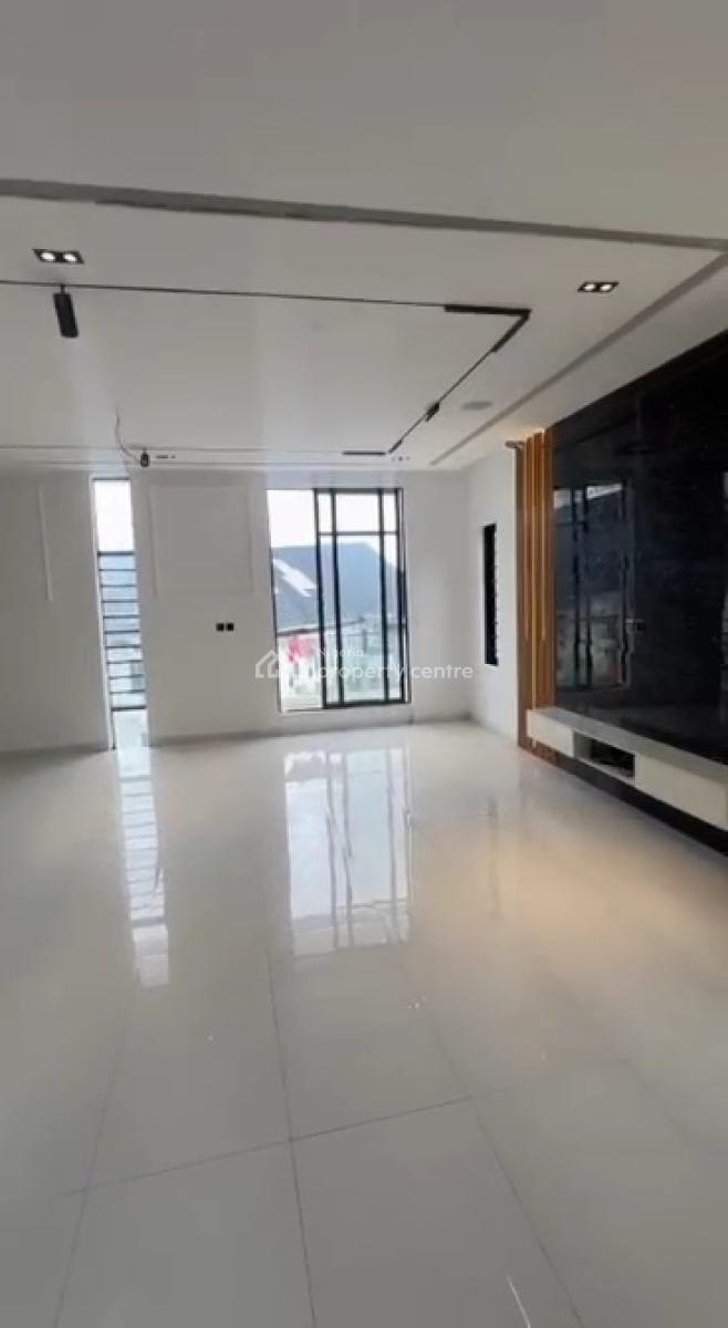 Luxury 5 Bedroom + Swimming Pool, Lekki, Lagos, Detached Duplex for Sale