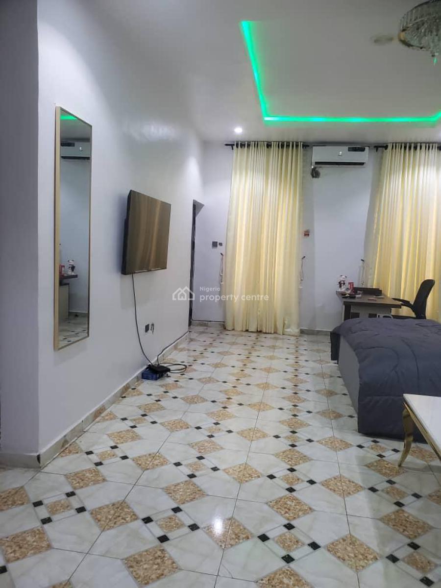 Luxury Furnished Master Bedroom, Orchid Road, Lekki Phase 2, Lekki, Lagos, Self Contain (single Rooms) for Rent
