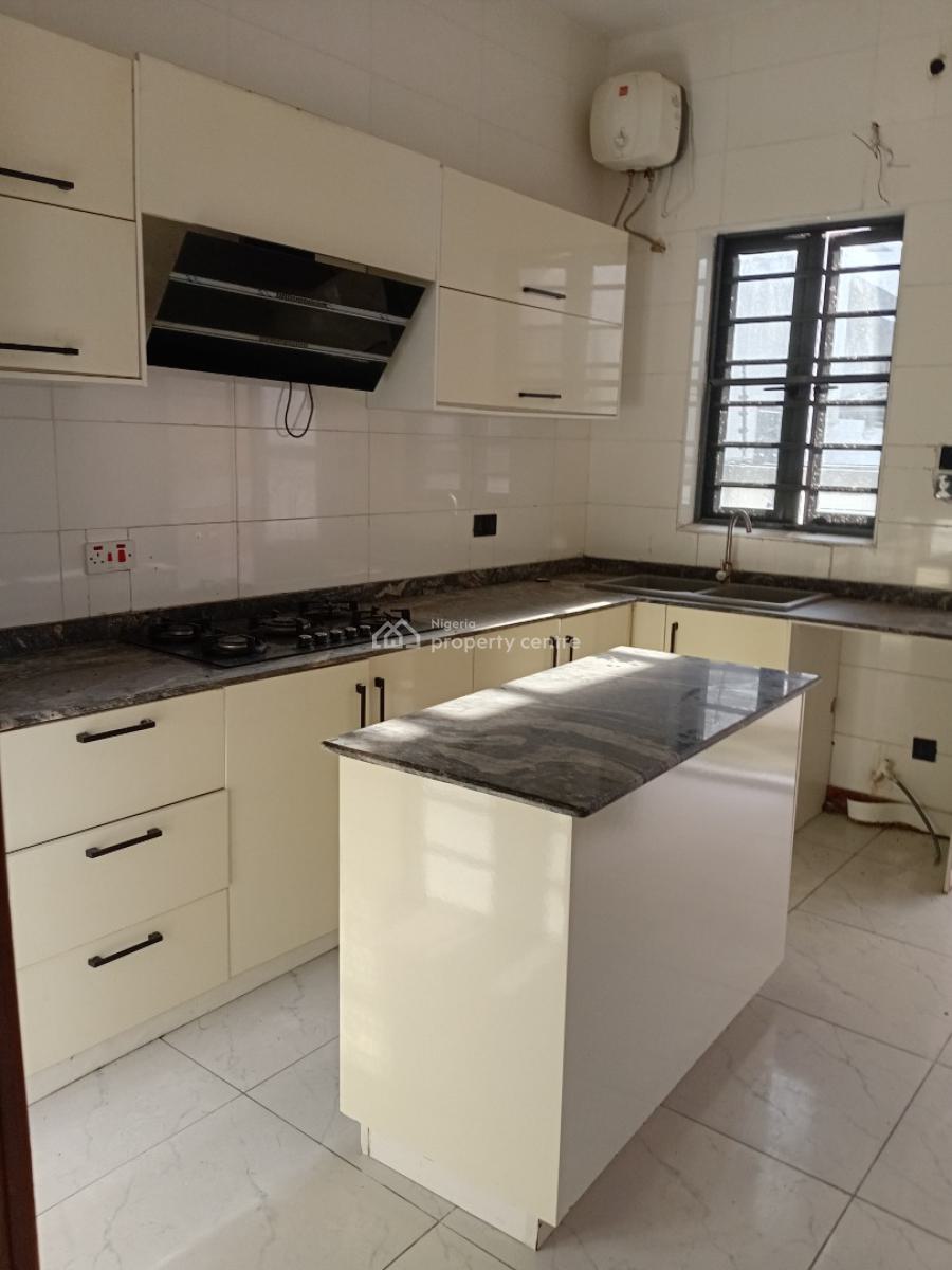 Luxury 4 Bedroom Flat with Excellent Key Features, Orchid Road, Lekki, Lagos, Flat / Apartment for Sale