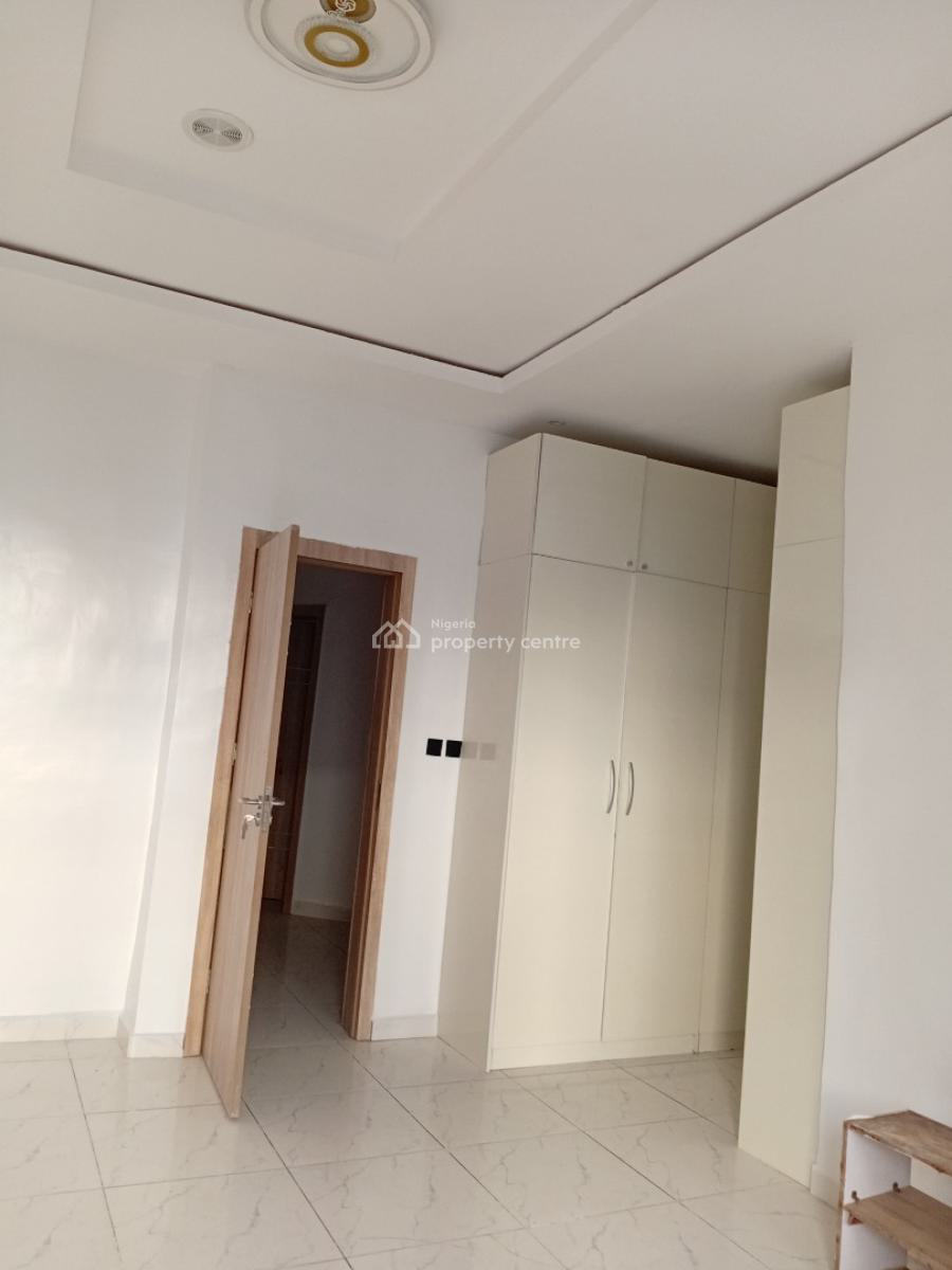 Luxury 4 Bedroom Flat with Excellent Key Features, Orchid Road, Lekki, Lagos, Flat / Apartment for Sale