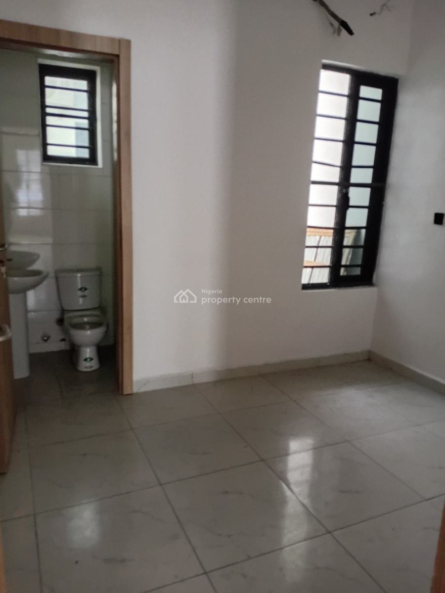 Luxury 4 Bedroom Flat with Excellent Key Features, Orchid Road, Lekki, Lagos, Flat / Apartment for Sale