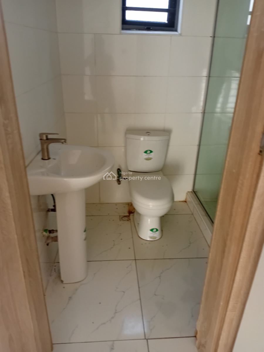 Luxury 4 Bedroom Flat with Excellent Key Features, Orchid Road, Lekki, Lagos, Flat / Apartment for Sale