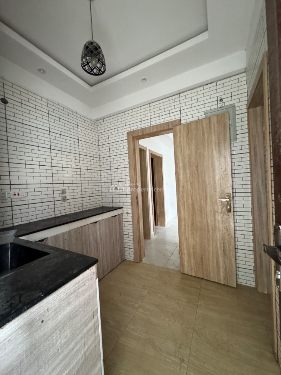 Affordable 2 Bedrooms Flat, Ilasan, Ikate Elegushi, Lekki, Lagos, Flat / Apartment for Rent
