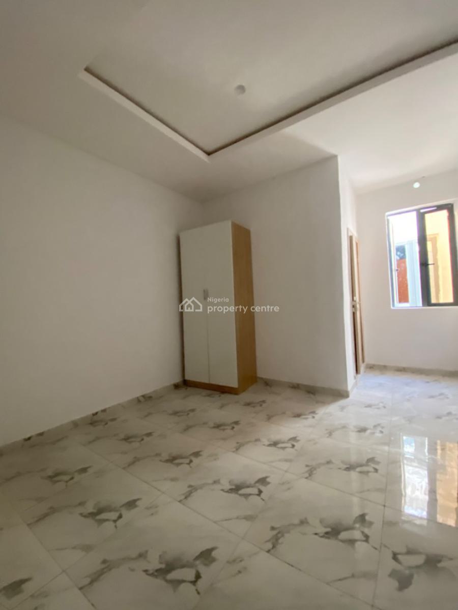 an Executive Four Bedroom Duplex, Cedar Wood Estate Around Abraham Adesanya By Pepperoni, Lekki Phase 2, Lekki, Lagos, Terraced Duplex for Rent
