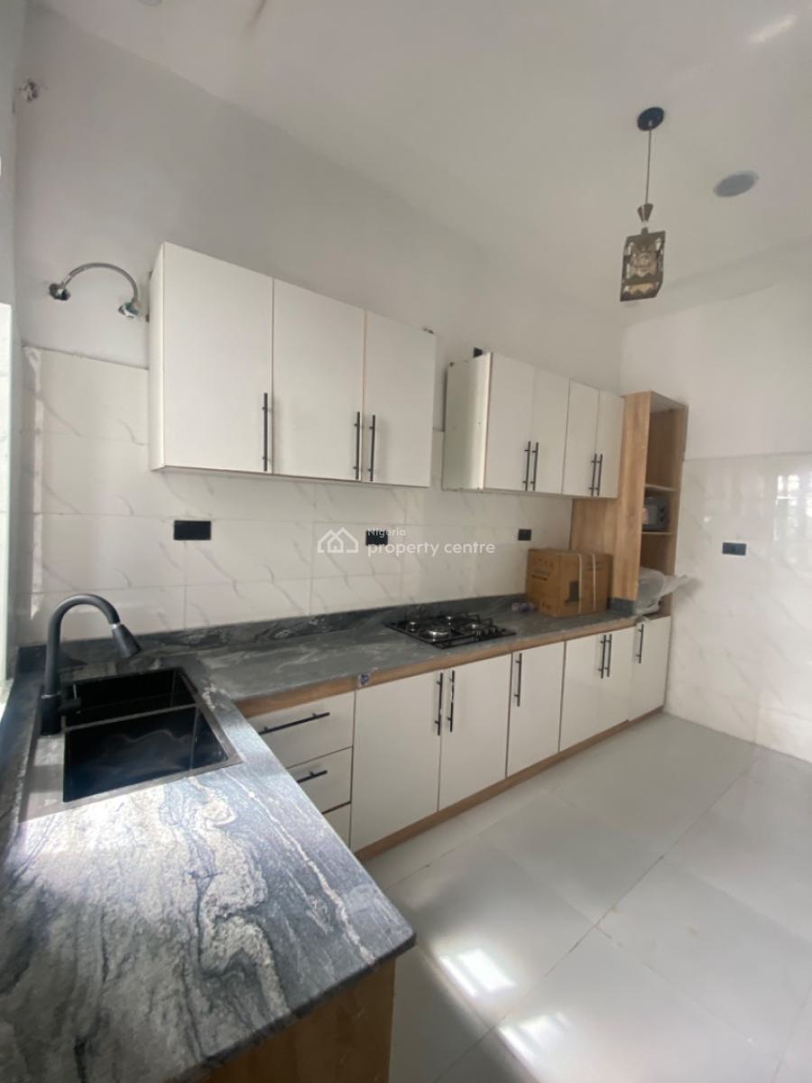 an Executive Four Bedroom Duplex, Cedar Wood Estate Around Abraham Adesanya By Pepperoni, Lekki Phase 2, Lekki, Lagos, Terraced Duplex for Rent
