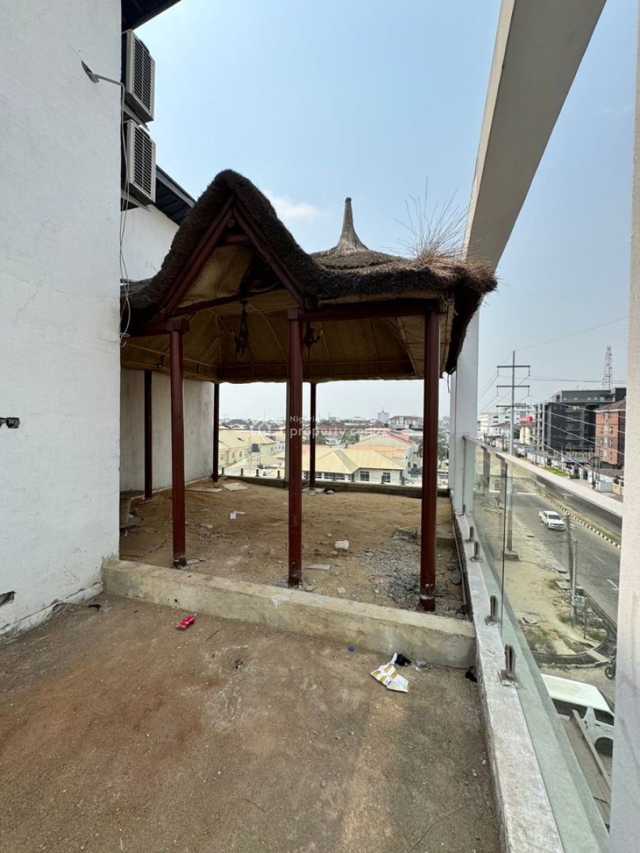 Rooftop Space, Lekki Phase 1, Lekki, Lagos, Commercial Property for Rent