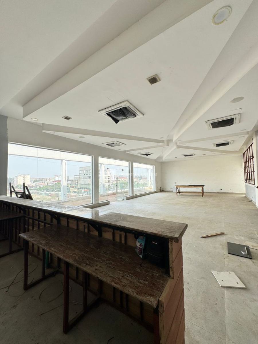 Rooftop Space, Lekki Phase 1, Lekki, Lagos, Commercial Property for Rent