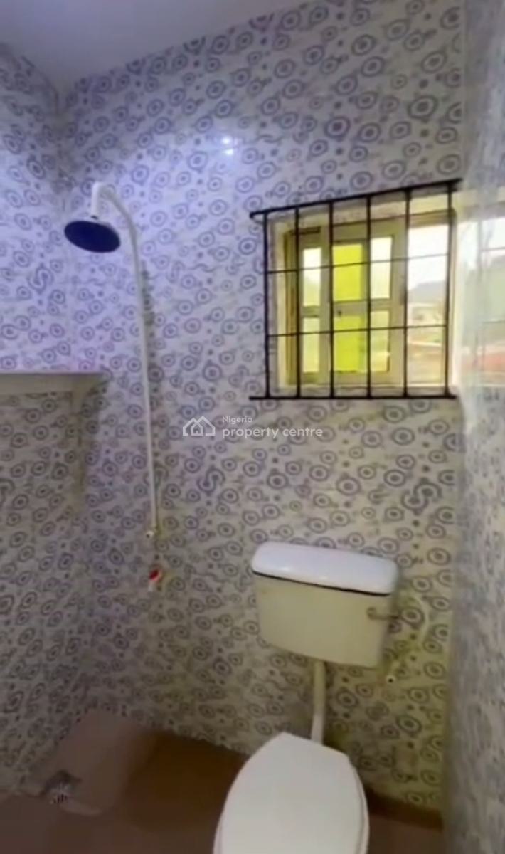 Executive,  Very Big and Standard Room Self Contained, Onike, Yaba, Lagos, Self Contain (single Rooms) for Sale