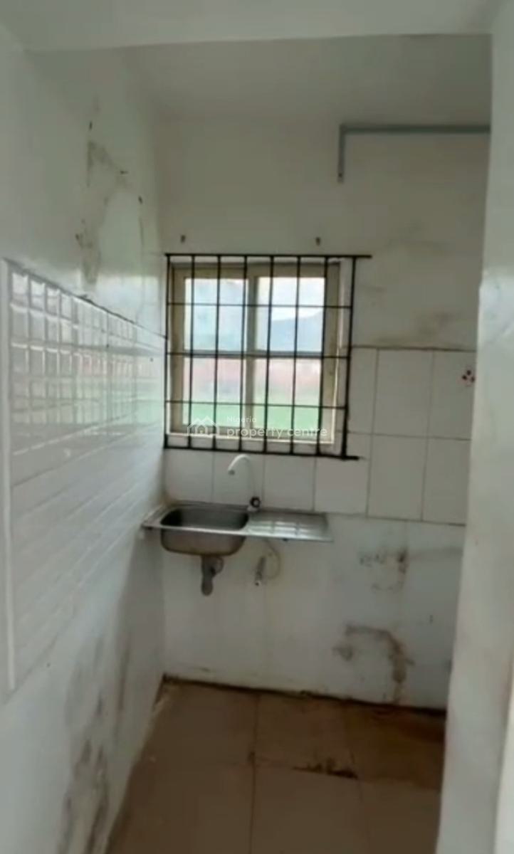Executive,  Very Big and Standard Room Self Contained, Onike, Yaba, Lagos, Self Contain (single Rooms) for Sale