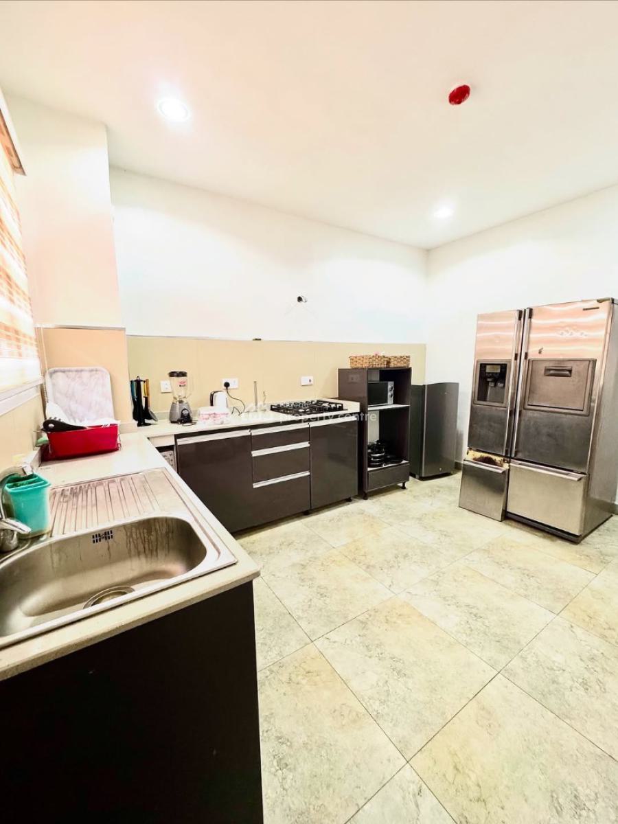 3 Bedroom Apartment with 4 Air Conditioners, Orchid Road, Lekki, Lagos, Flat / Apartment for Rent