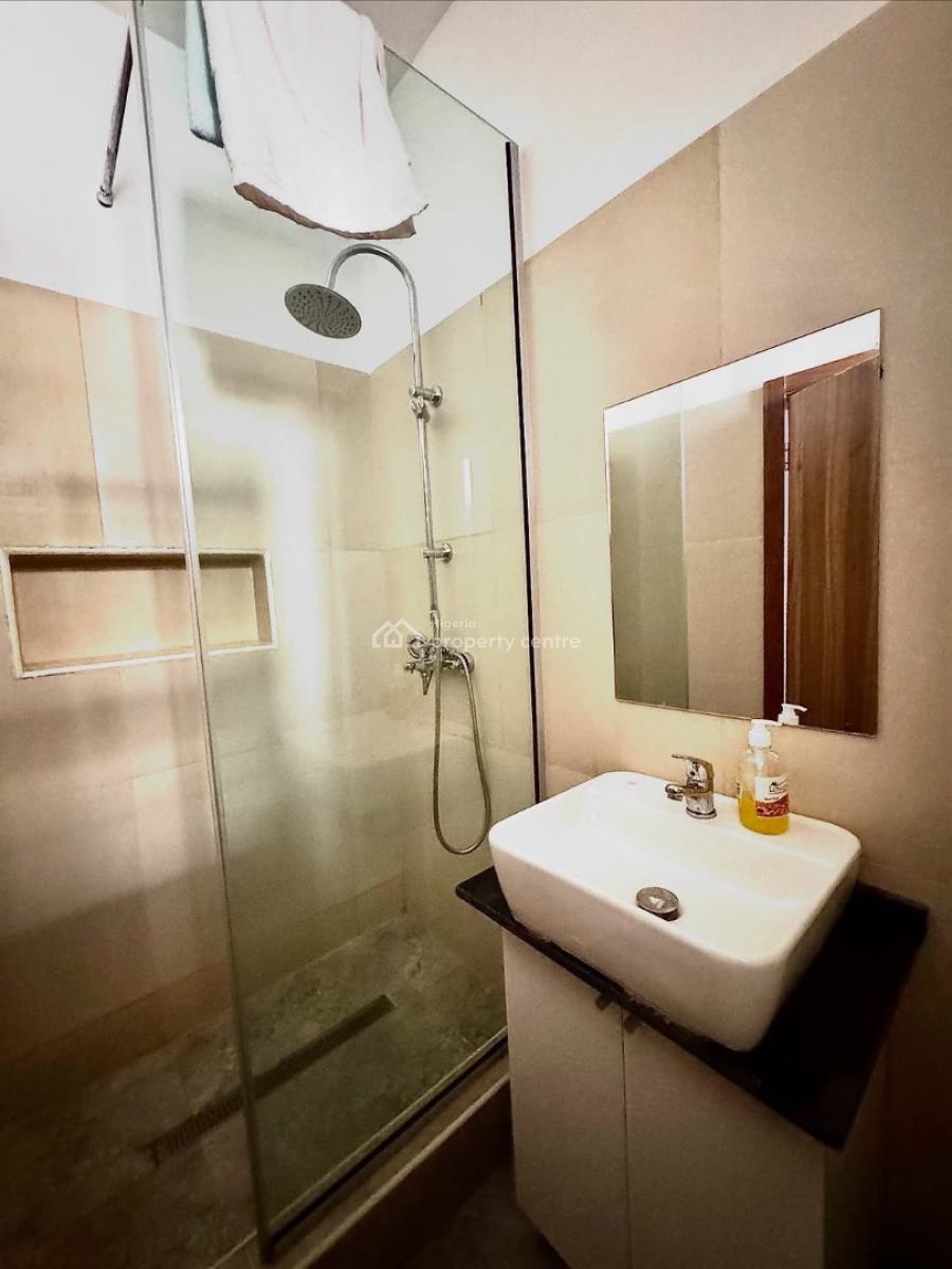 3 Bedroom Apartment with 4 Air Conditioners, Orchid Road, Lekki, Lagos, Flat / Apartment for Rent