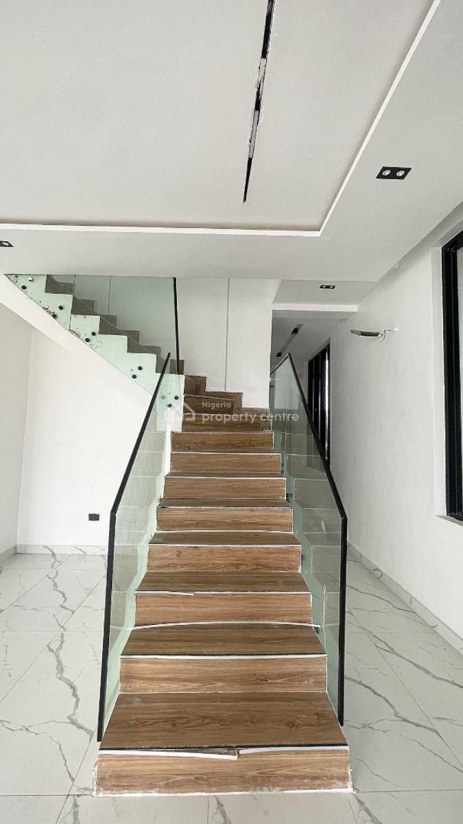 Uniquely Built, Luxury Styled 5 Bedrooms Fully Detached Duplex + Pool + Bq, Chevron Alternative, Lekki Phase 1, Lekki, Lagos, Detached Duplex for Sale