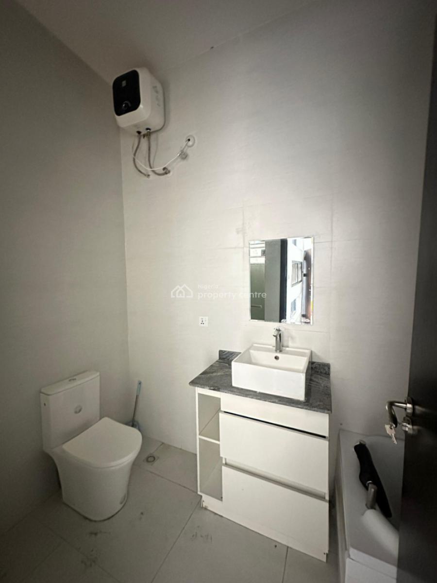 Well Built Spacious 4 Bedroom Semi-detached Duplex with Bq, 2nd Toll Gate, Lekki, Lagos, Semi-detached Duplex for Sale