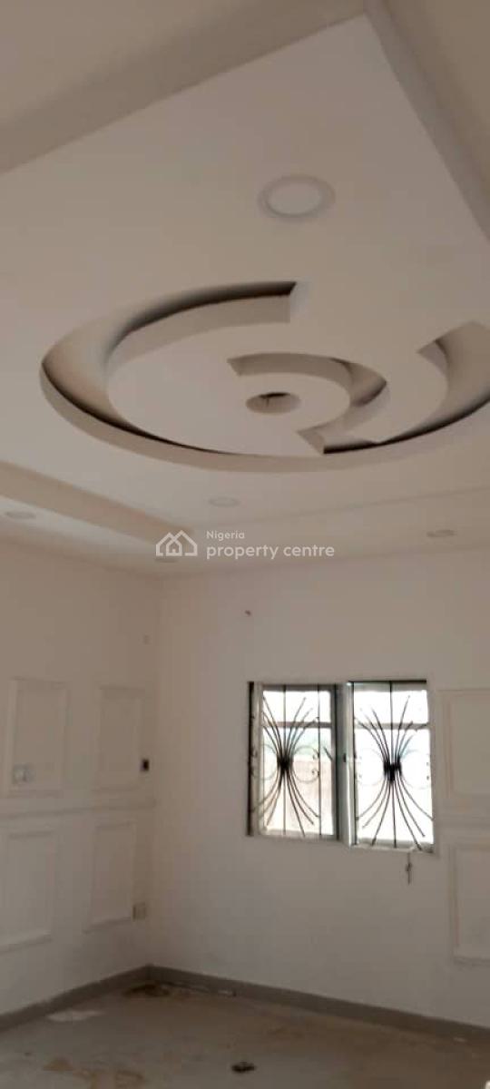 3 Bedroom Apartment, Mobil Road, Ajah, Lagos, Flat / Apartment for Rent