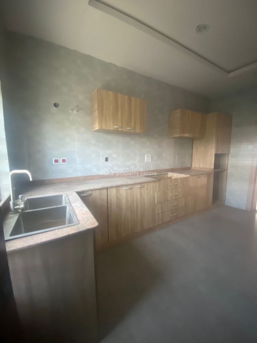 Luxury Spacious 3bed with 24hrs Light, Good Road in an Estate, Lekki Scheme 2, By Abraham Adesanya, Ajah, Lagos, Flat / Apartment for Rent