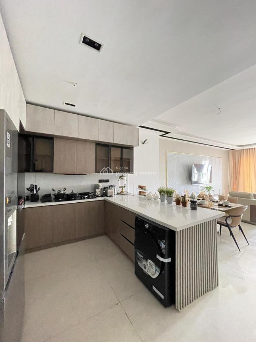 Absolutely Decent 2 Bed Apartment with  Communal Swimming Pool, Elevat, Lekki Phase 1, Lekki, Lagos, Flat / Apartment for Sale