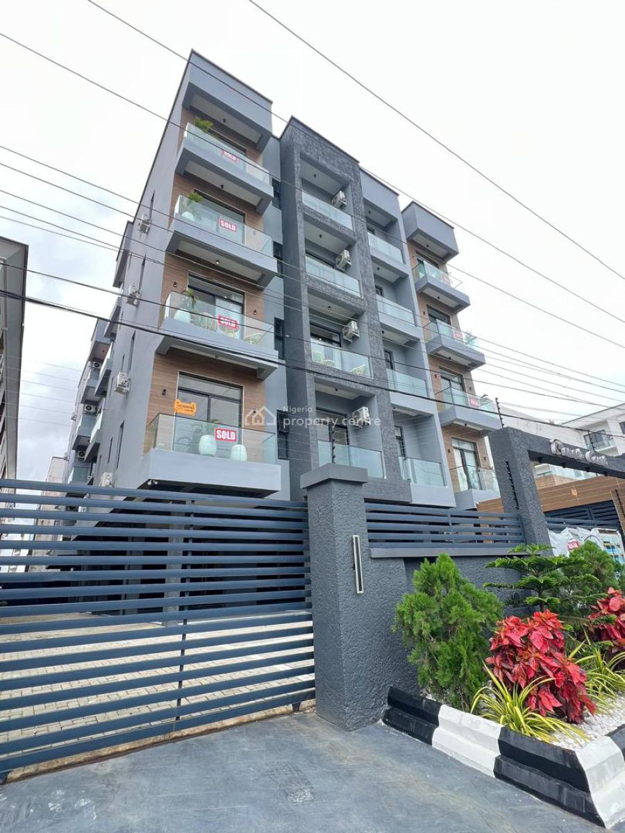 Perfectly Carved 2 Bed Apartment with Swimming Pool , Gym , Elevator, Ikate, Lekki, Lagos, Flat / Apartment for Sale