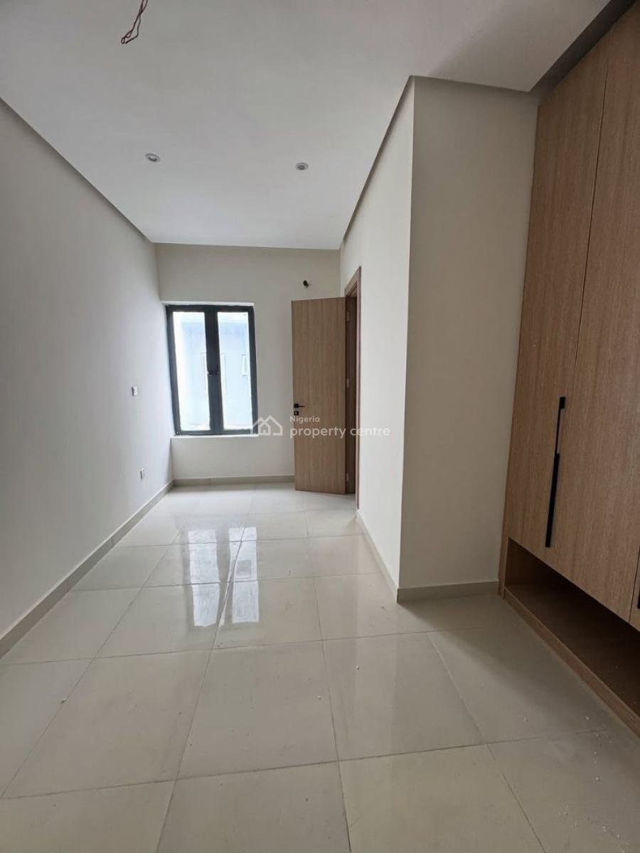 4bedroom Semi Detached Duplex, New Road, Lekki Expressway, Lekki, Lagos, Semi-detached Duplex for Rent