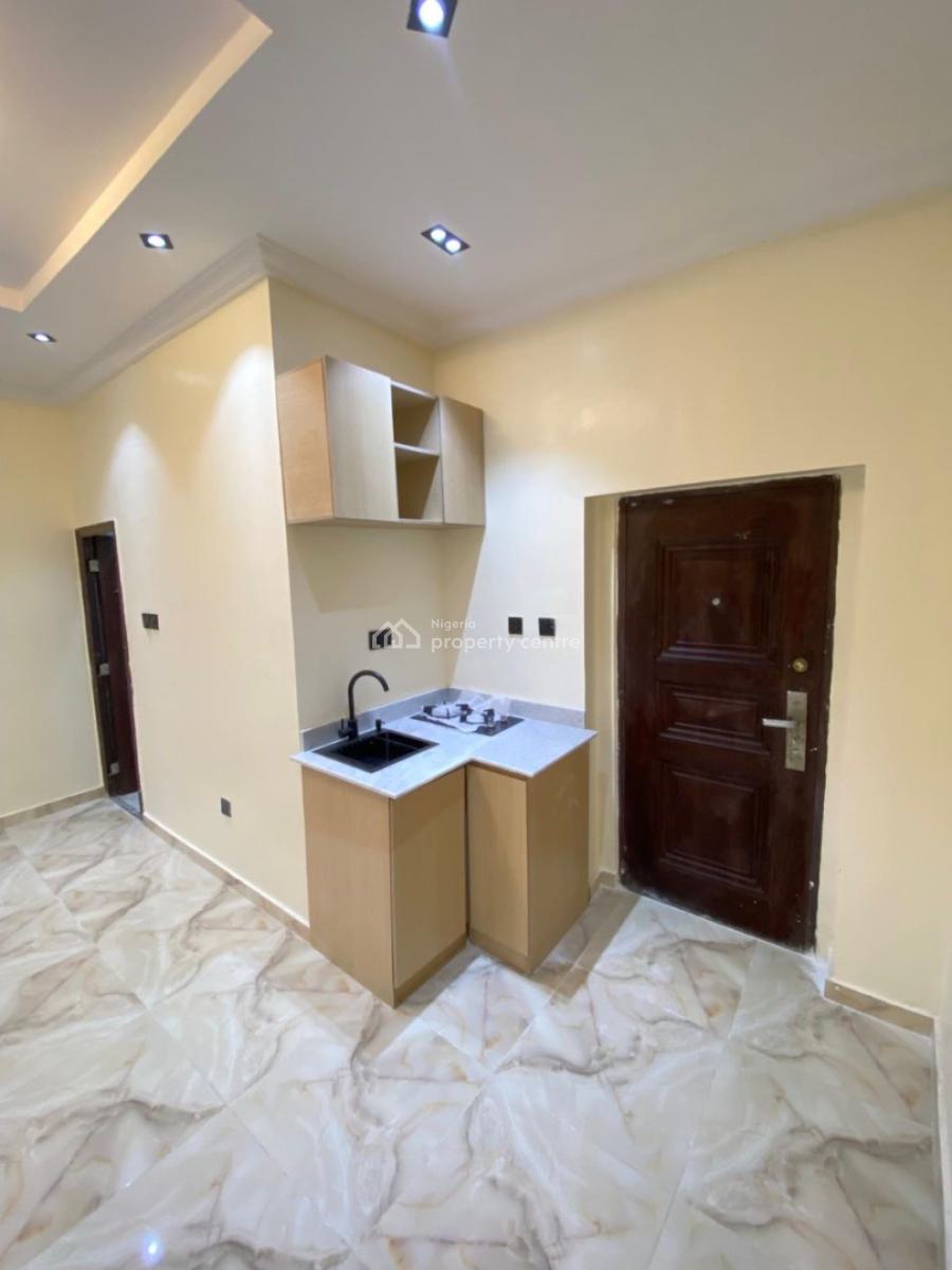 Brand New Self Con, Chevron, Lekki, Lagos, Self Contain (single Rooms) for Rent