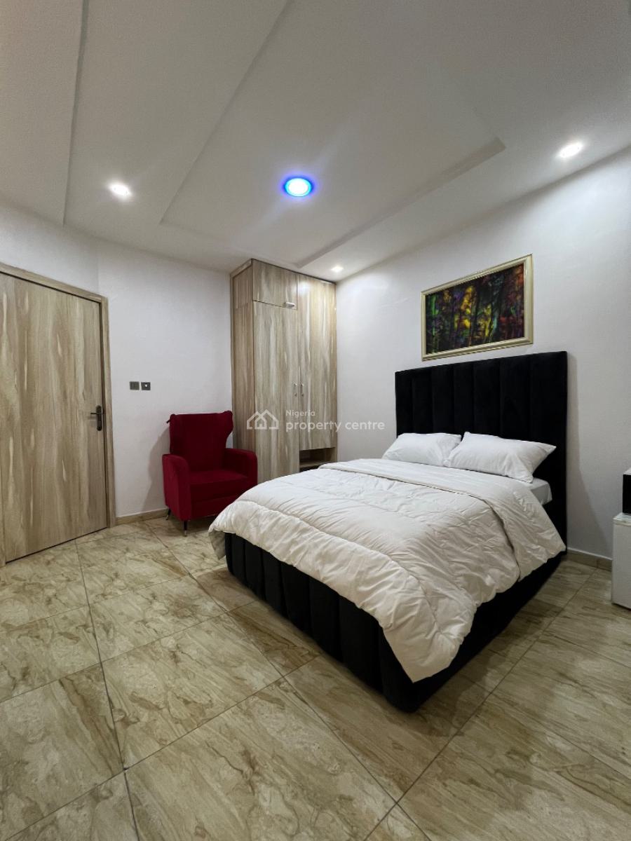 Stylish Furnished Studio Room, Royal Pine Gate 1 Orchid Road, Lekki Phase 2, Lekki, Lagos, Self Contain (single Rooms) Short Let