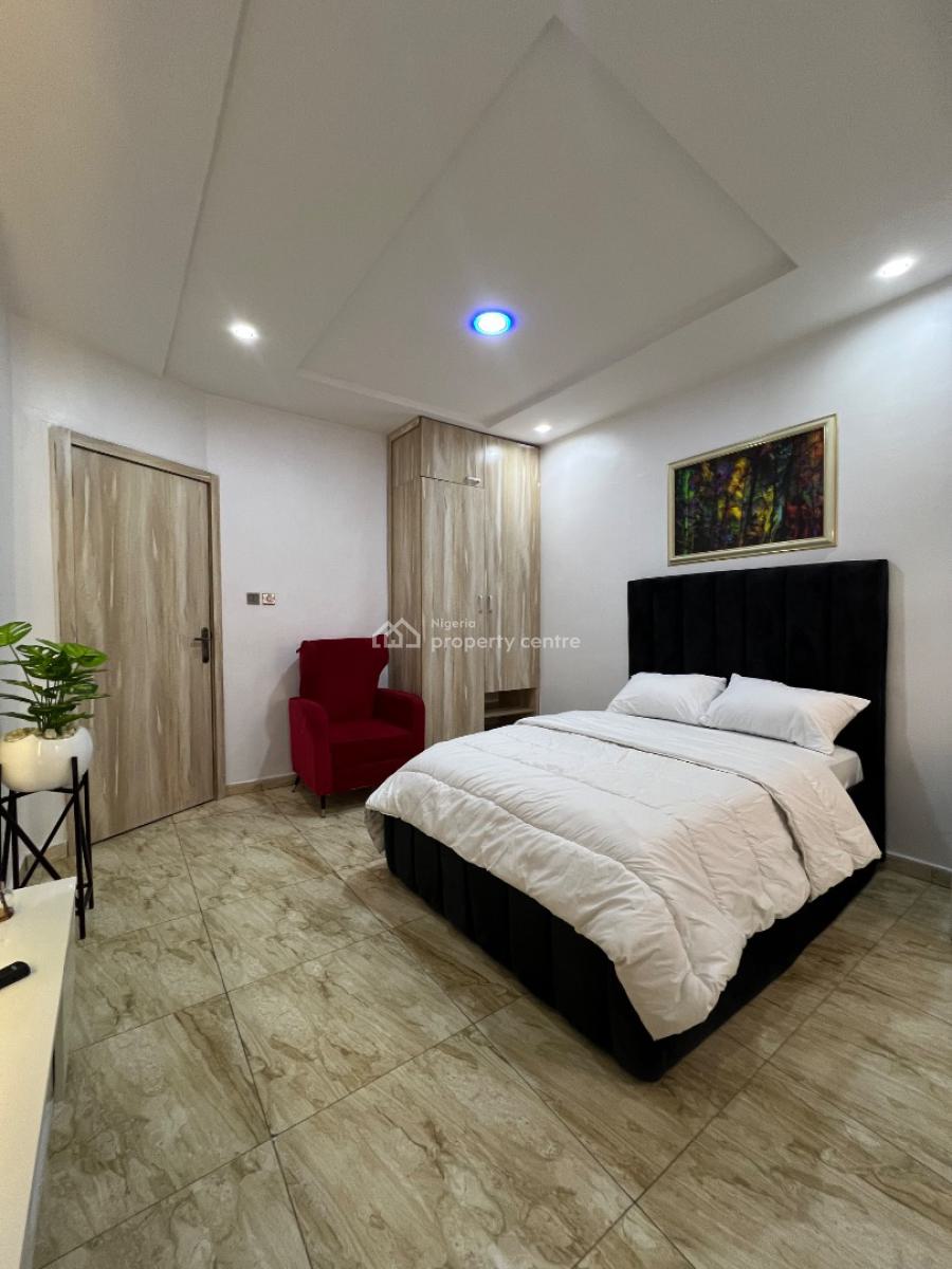Stylish Furnished Studio Room, Royal Pine Gate 1 Orchid Road, Lekki Phase 2, Lekki, Lagos, Self Contain (single Rooms) Short Let