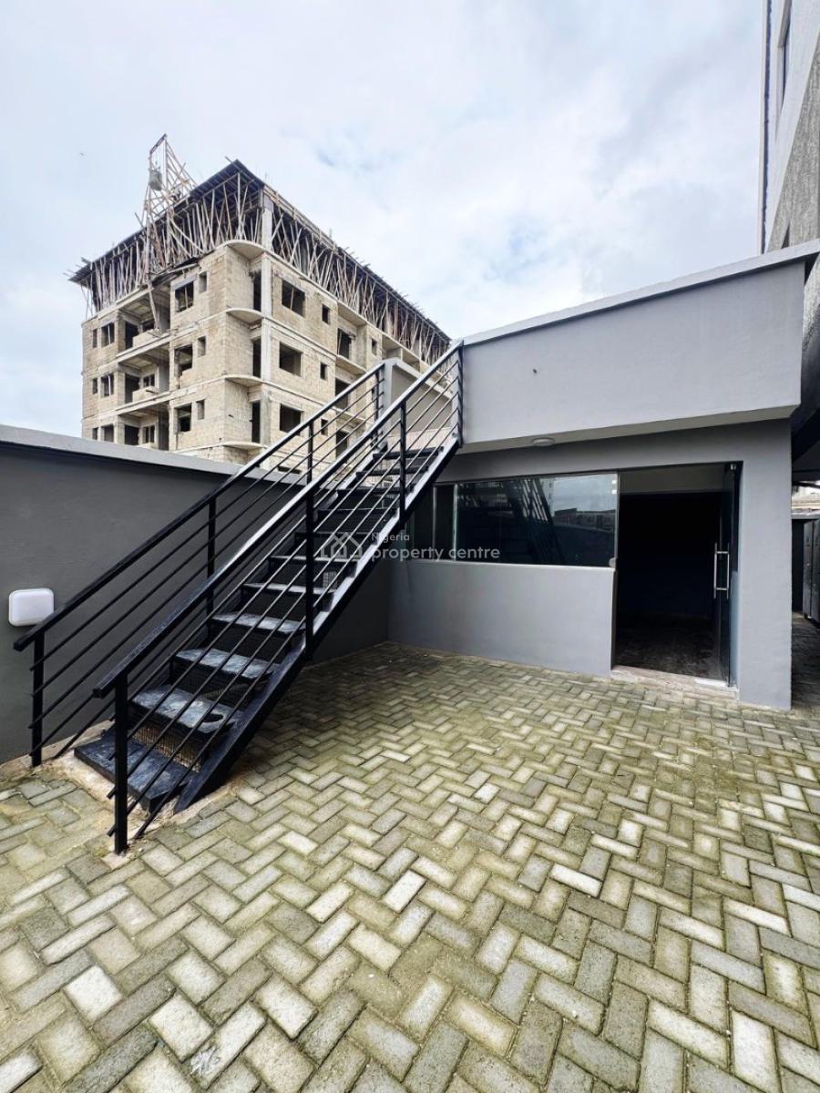 Very Spacious 3bedroom Apartment with Bq and Elevator, Lekki Phase 1, Lekki, Lagos, Flat / Apartment for Sale