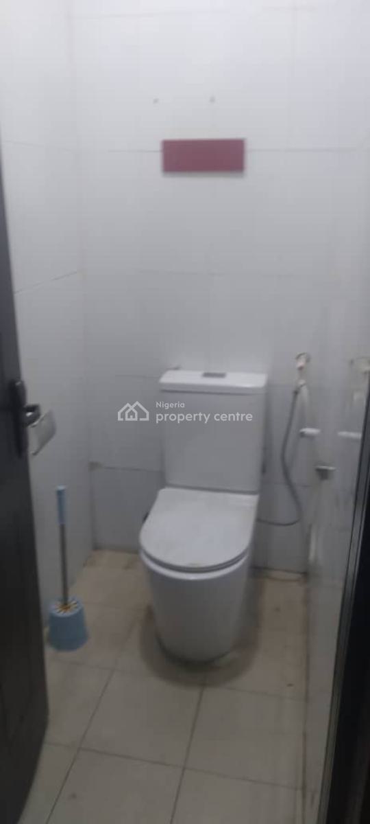 Self Service 1 Bedroom Flat (ground Floor) with Excellence Facilities, Off Admiralty Way, Lekki Phase 1, Lekki, Lagos, Mini Flat (room and Parlour) for Rent