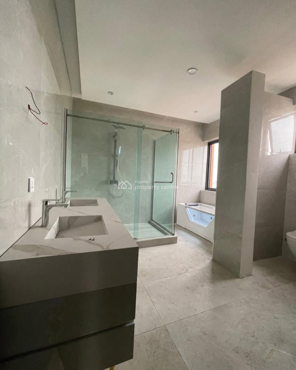 Exquisite 5 Bedroom Penthouse with Pool and Elevator in a Serene Environment, Lekki Phase 1, Lekki, Lagos, House for Sale