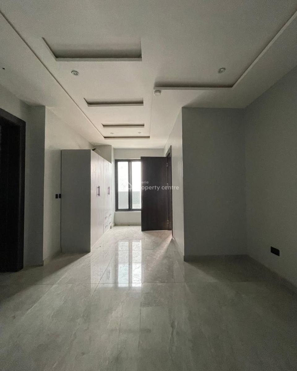 Exquisite 5 Bedroom Penthouse with Pool and Elevator in a Serene Environment, Lekki Phase 1, Lekki, Lagos, House for Sale