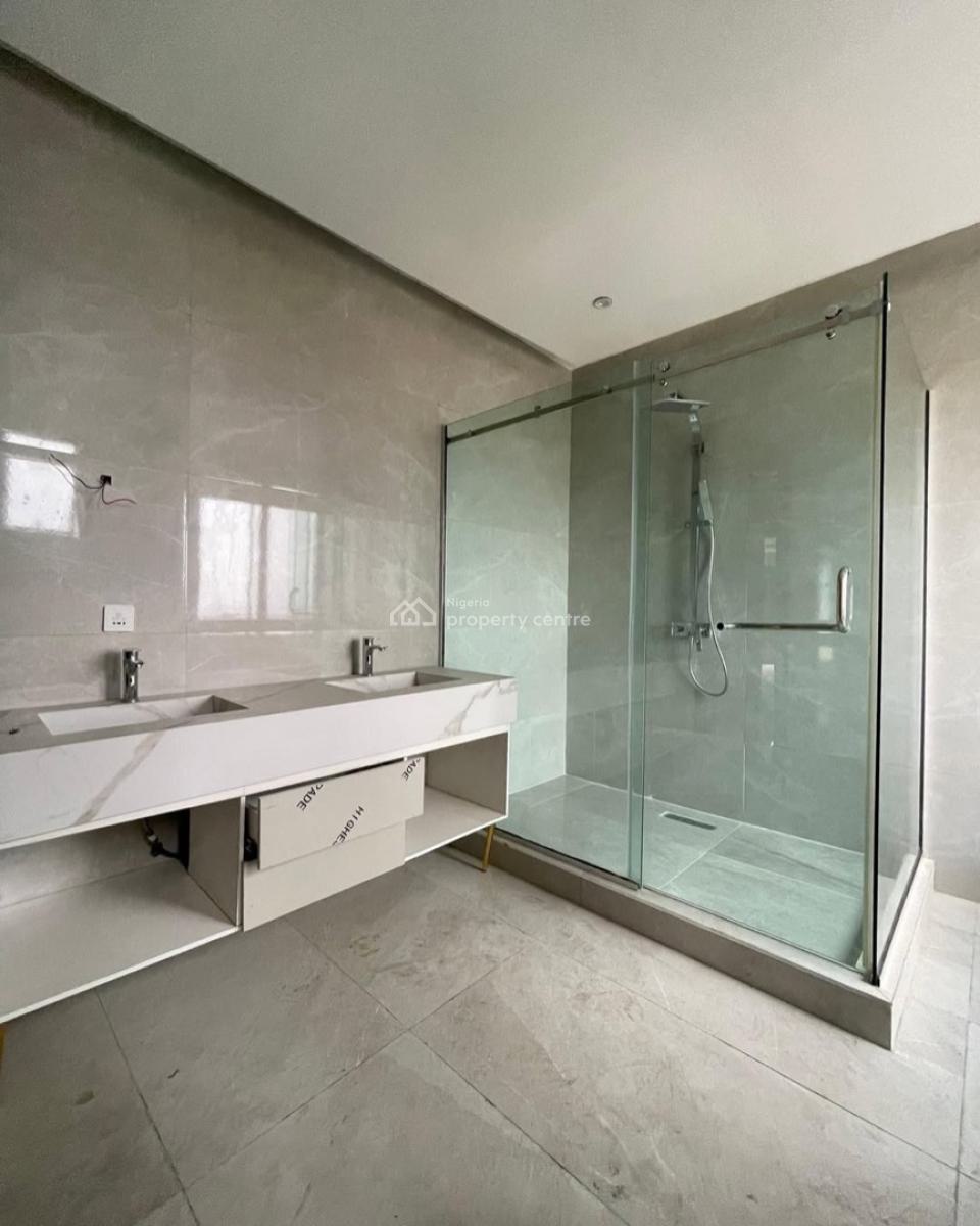 Exquisite 5 Bedroom Penthouse with Pool and Elevator in a Serene Environment, Lekki Phase 1, Lekki, Lagos, House for Sale