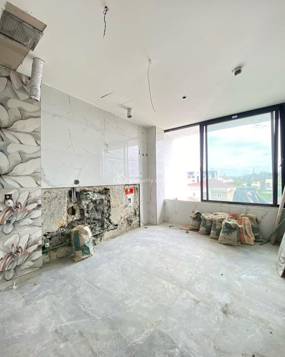 Spacious 5 Bedroom Fully Detached Smart Home with 3bqs, Swimming Pool, Gym, Elevator, Spar, Roof Bar, Roof Top Terrace , Green Areas, Banana Island, Ikoyi, Lagos, Detached Duplex for Sale