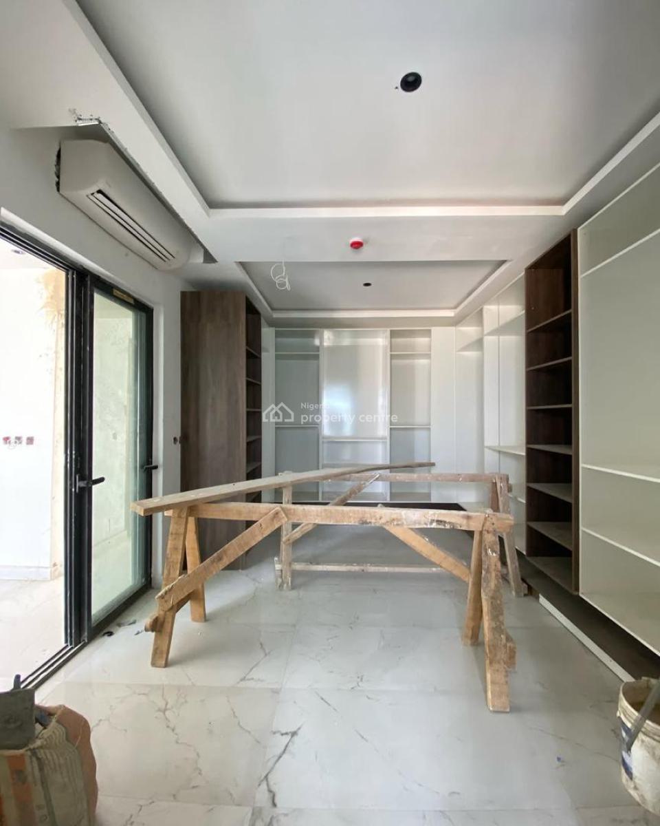 Spacious 5 Bedroom Fully Detached Smart Home with 3bqs, Swimming Pool, Gym, Elevator, Spar, Roof Bar, Roof Top Terrace , Green Areas, Banana Island, Ikoyi, Lagos, Detached Duplex for Sale