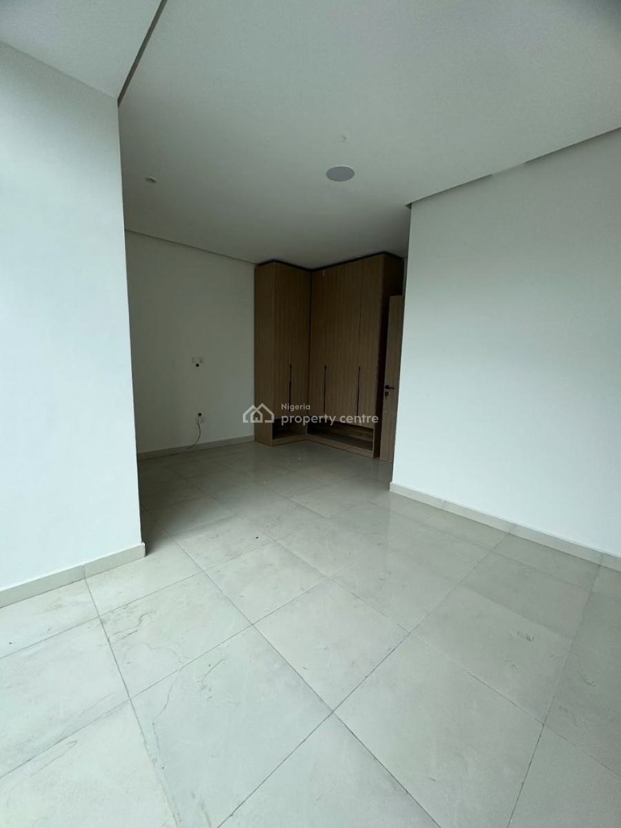 4bedroom Semidetached Duplex, New Road, Lekki, Lagos, Semi-detached Duplex for Rent