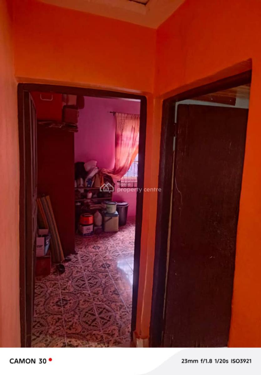 Executive 3bedroom Bungalow Ensuite, Location; Iyana Odo Via Amikanle Joke Ayo Lagos, Nigeria, Ipaja, Lagos, Detached Bungalow for Sale