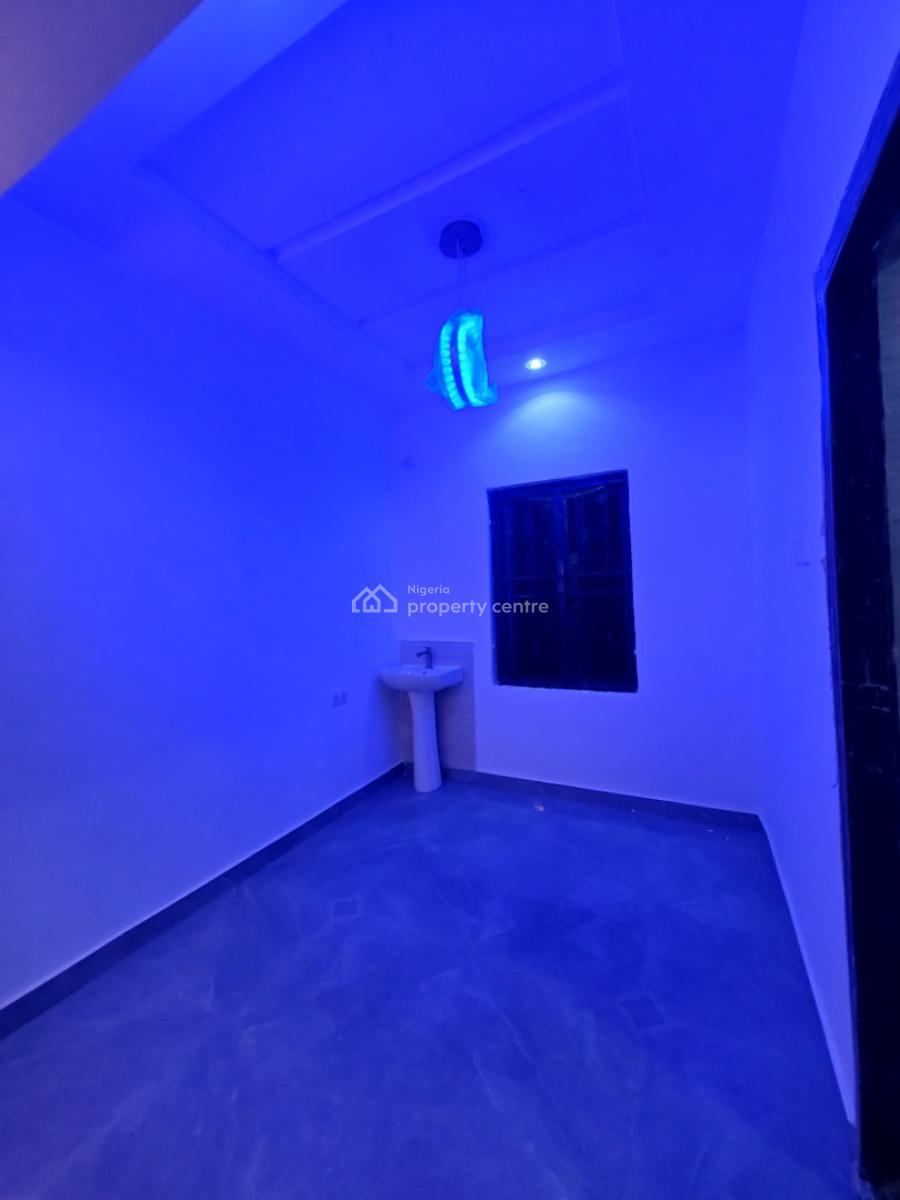 American Standard Virgin 2 Bedroom Duplex, Eneka Link Road, Eneka, Port Harcourt, Rivers, Flat / Apartment for Rent