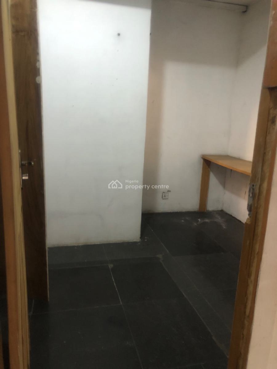 Over 300sqm Open Space, Good for Office, Church and So on, Opebi, Ikeja, Lagos, Office Space for Rent