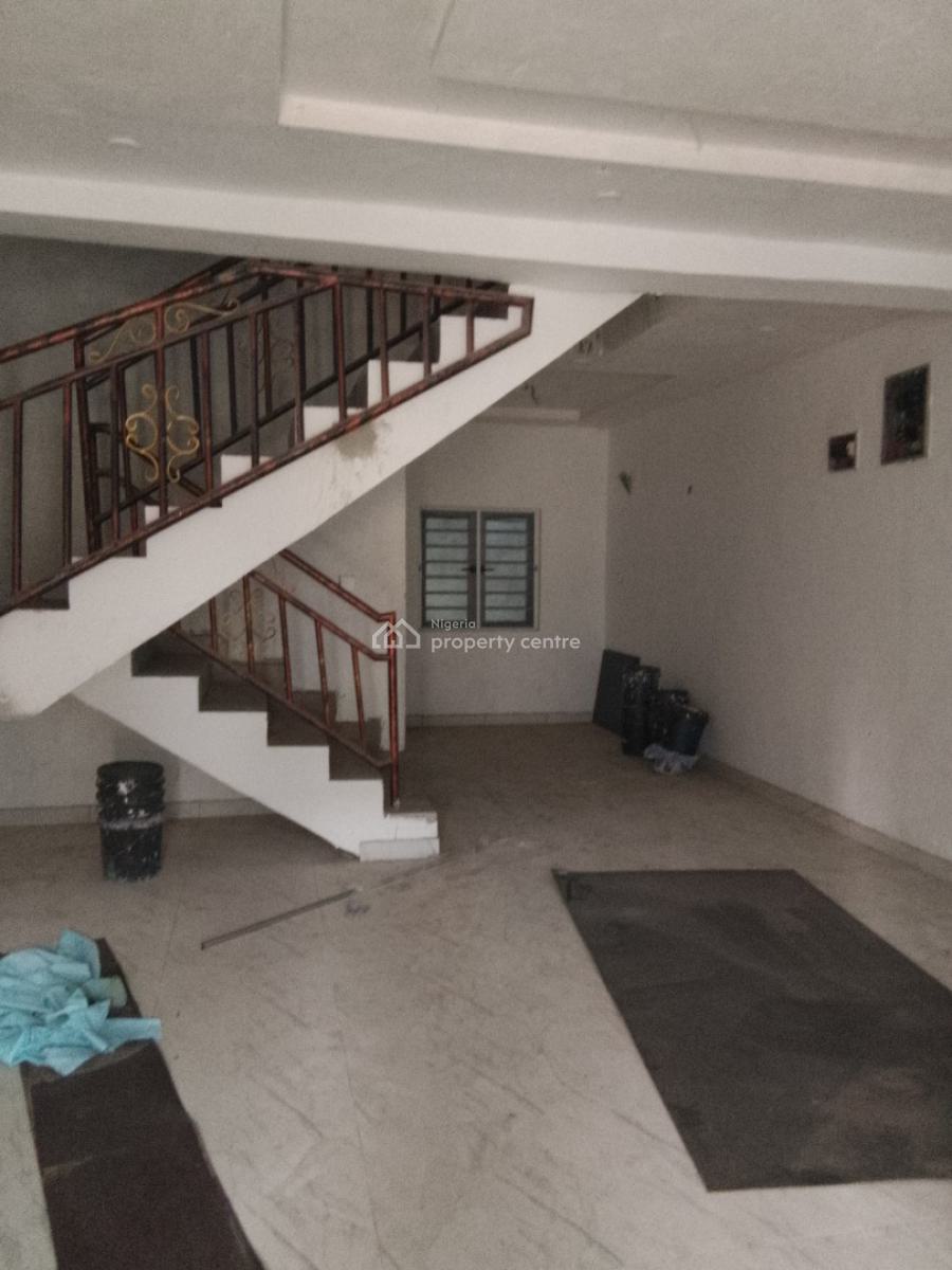 Newly Built 2 Bedroom Duplex with Ample Packing, Shell Cooperative Eneka Eliozu Link Road, Eneka, Port Harcourt, Rivers, Flat / Apartment for Rent