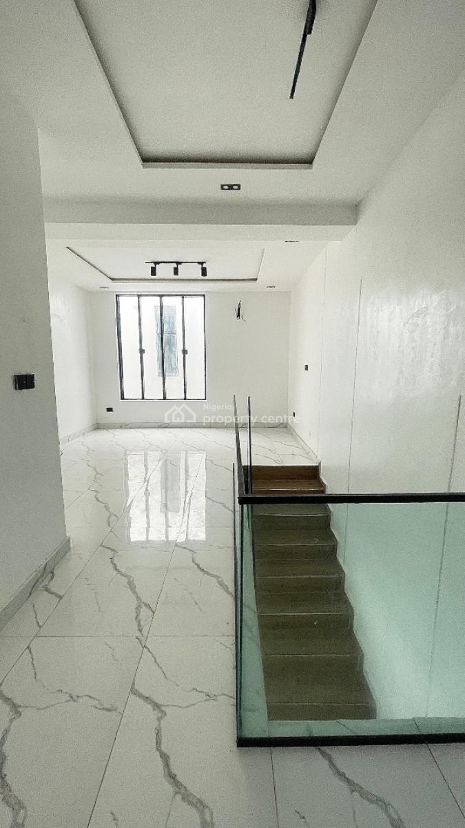 a Uniquely Built, Luxury Styled 5 Bedroom Fully Detached Duplex + Pool, Within a Highly Secured and Well Planned Estate, Lekki, Lagos, Detached Duplex for Sale